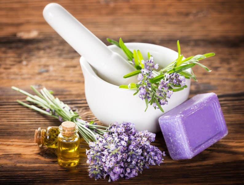 Best Essential Oils and Recipes for Healthy Hair, Hair ...