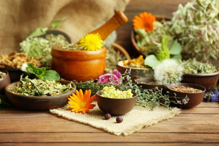 Douleur à la hanche? Essayez ces recettes d'huiles essentielles très efficaces pour un soulagement naturel, sûr et durable! Avantages des huiles essentielles