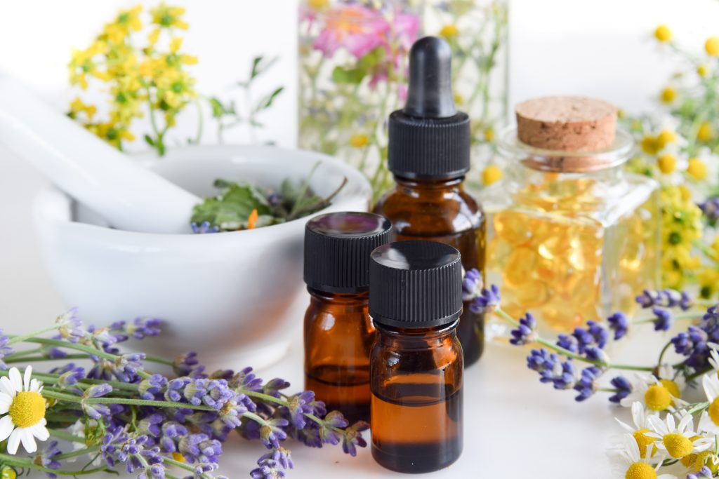 Essential Oils For Vaginal Dryness: For When The Ol’ Honey Pot Starts ...