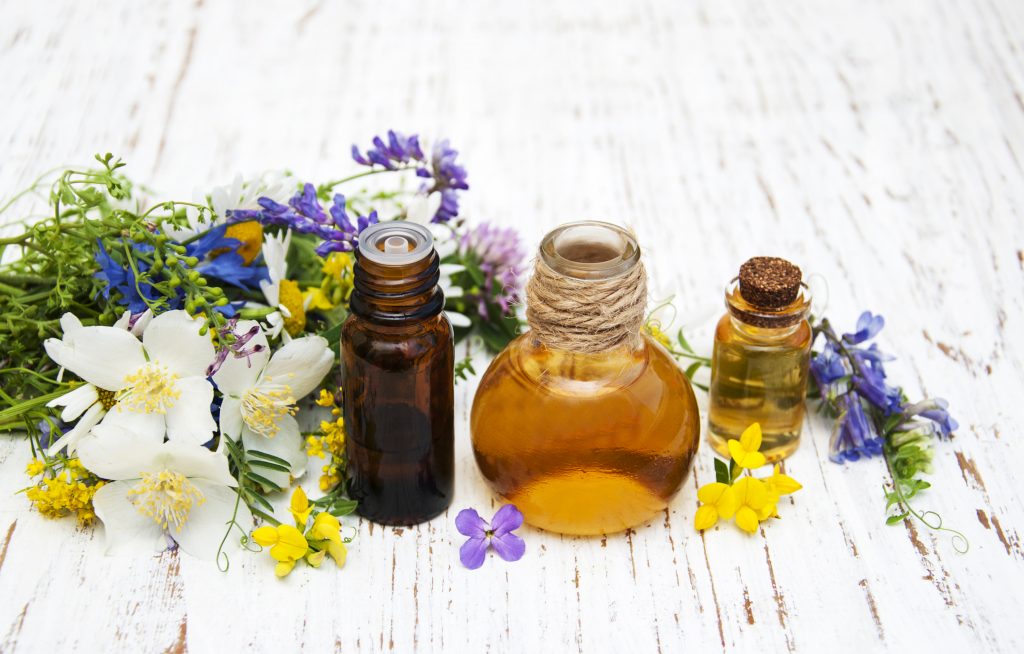 Is Your Head All Achy-Breaky Along With The Rest Of Your Face? Try Essential Oils For Sinus Headache! Essential Oil Benefits