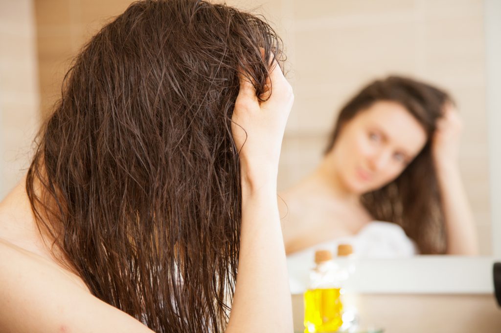 Can Dandruff And Itchy Scalp Be Cured Using Essential Oils Essential Oil Benefits