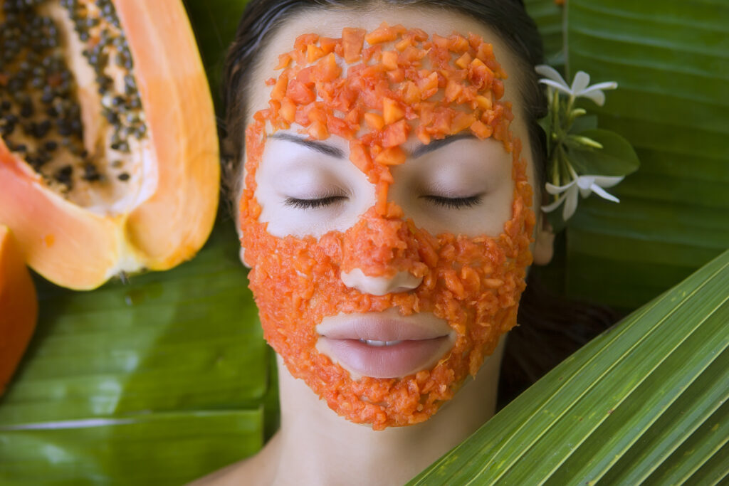 Meilleures recettes de masques à faire soi-même pour tous les types de peau (peau vieillissante, sèche, normale / sensible, grasse / mixte, très sèche)